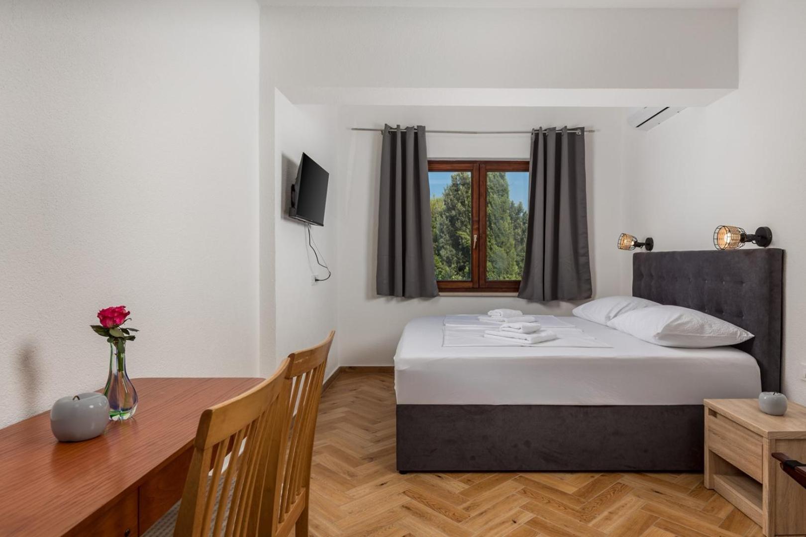 Apartments Jadranka Omišalj Eksteriør bilde