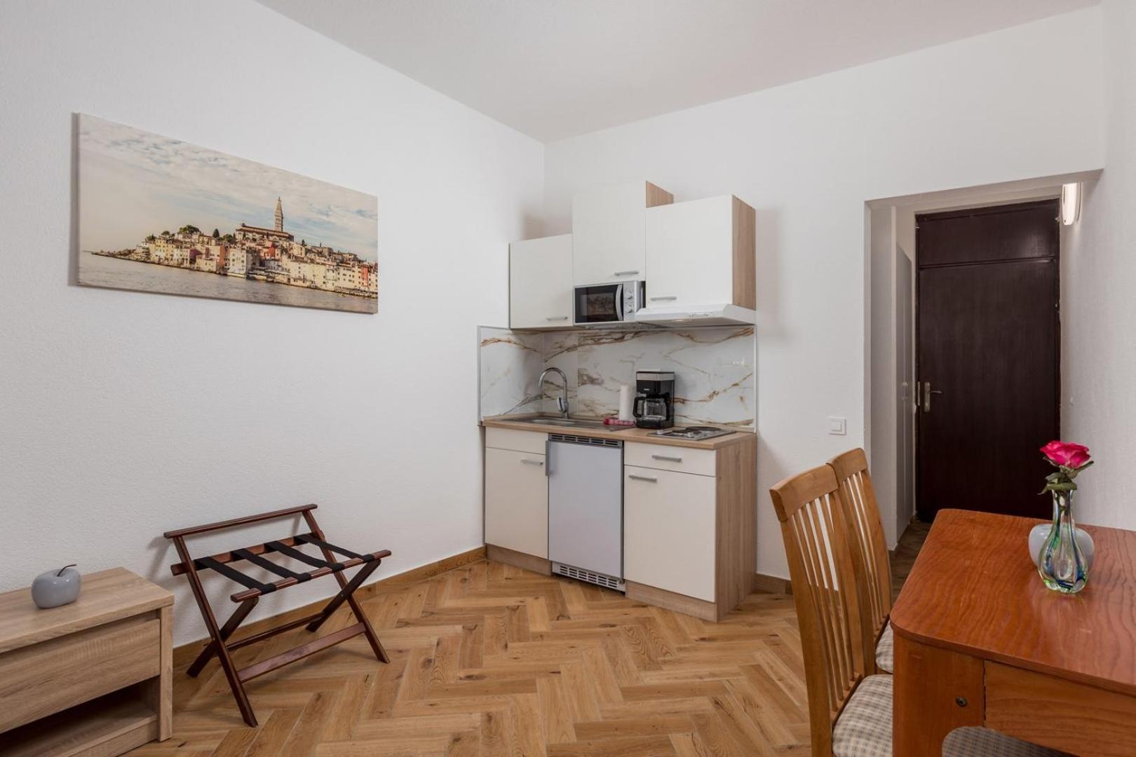 Apartments Jadranka Omišalj Eksteriør bilde